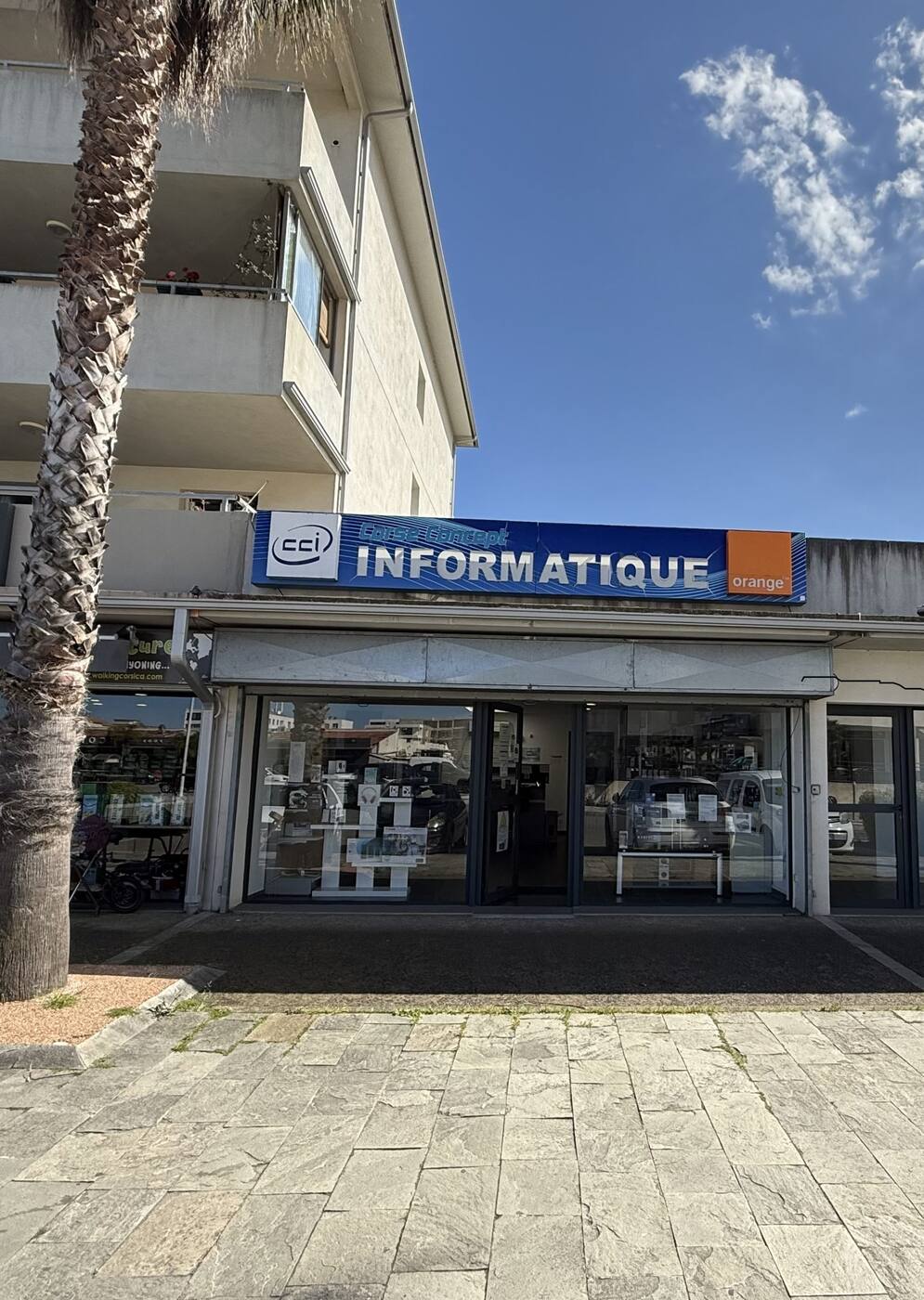 Devanture de Corse Concept Informatique à Moriani Plage